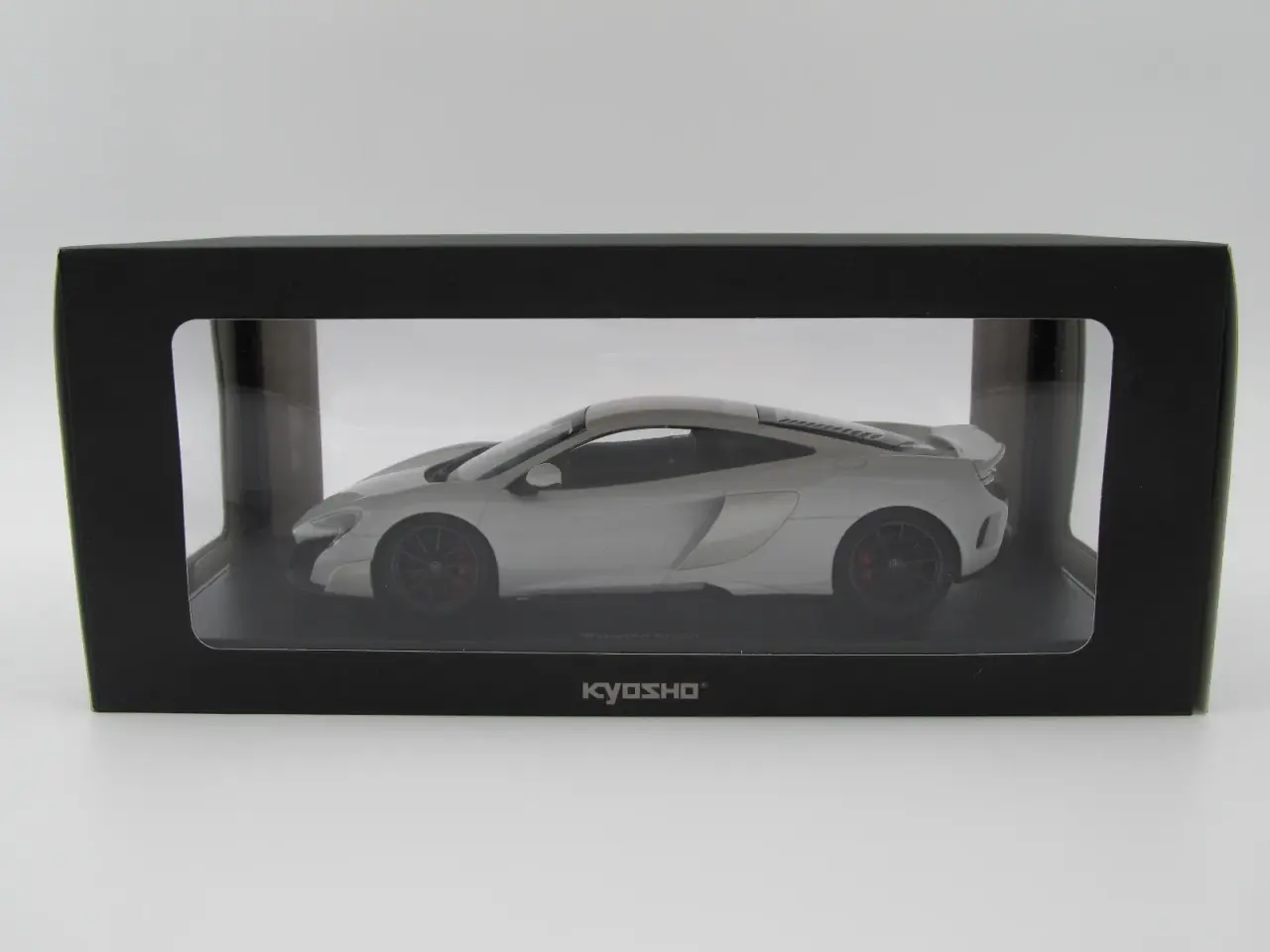 Billede 9 - 2015 McLaren 675LT fra Kyosho - 1:18