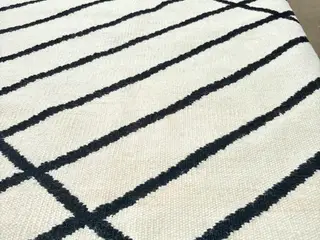 Indbo THULE – Håndvævet uldtæppe 200 × 300 cm