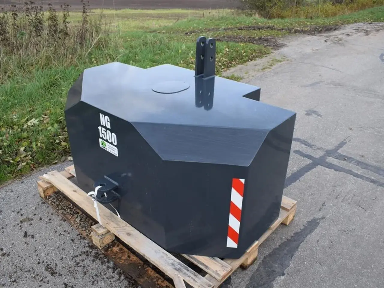 Billede 1 - - - - 1500 kilo J-Maskiner