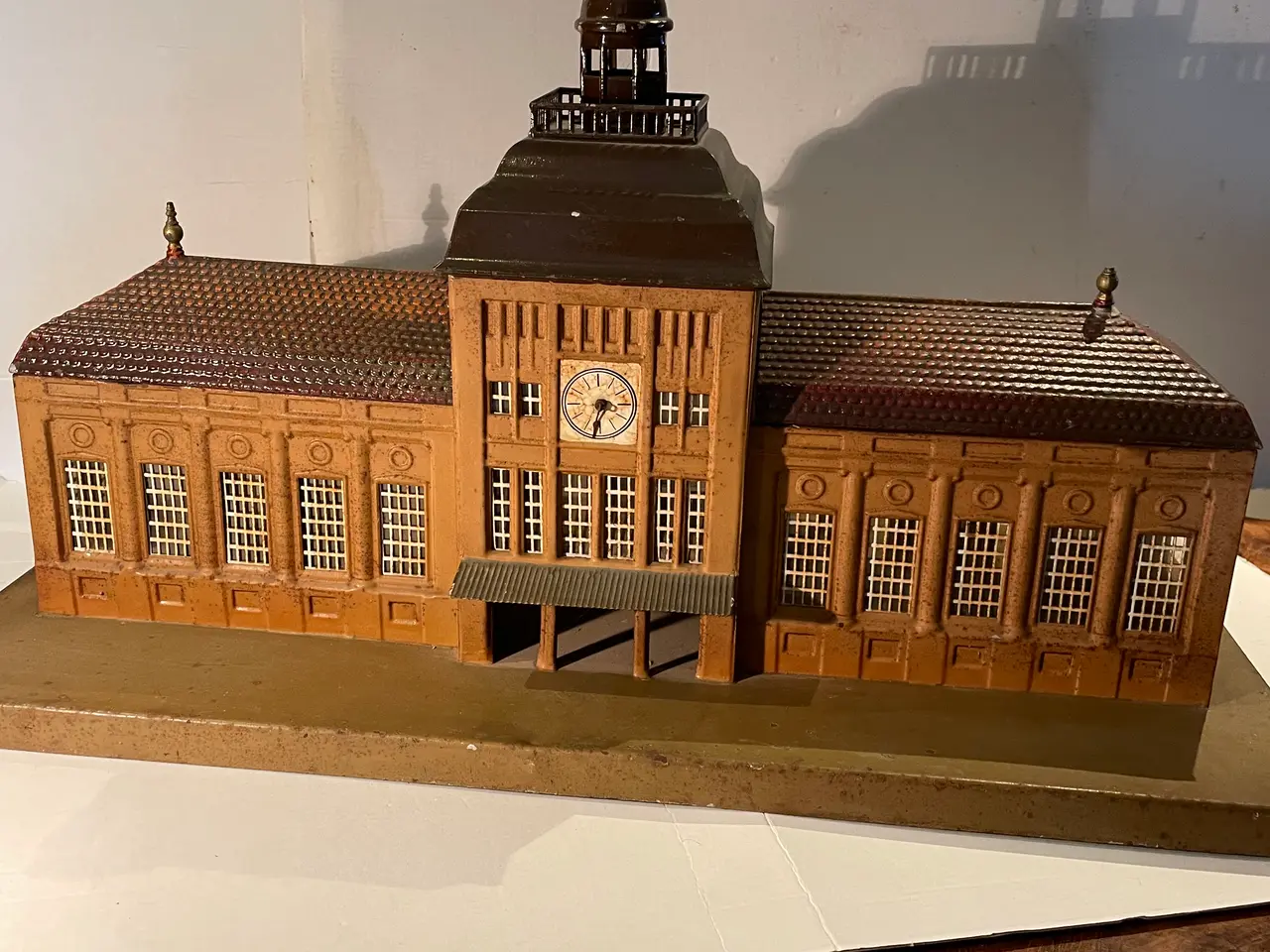 Billede 1 - Gl. Märklin blikstation til spor 0 og 1