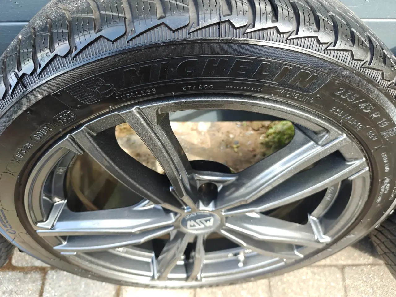 Billede 9 - 5x120 19" alufælge 235/45R19 Michelin vinterhjul