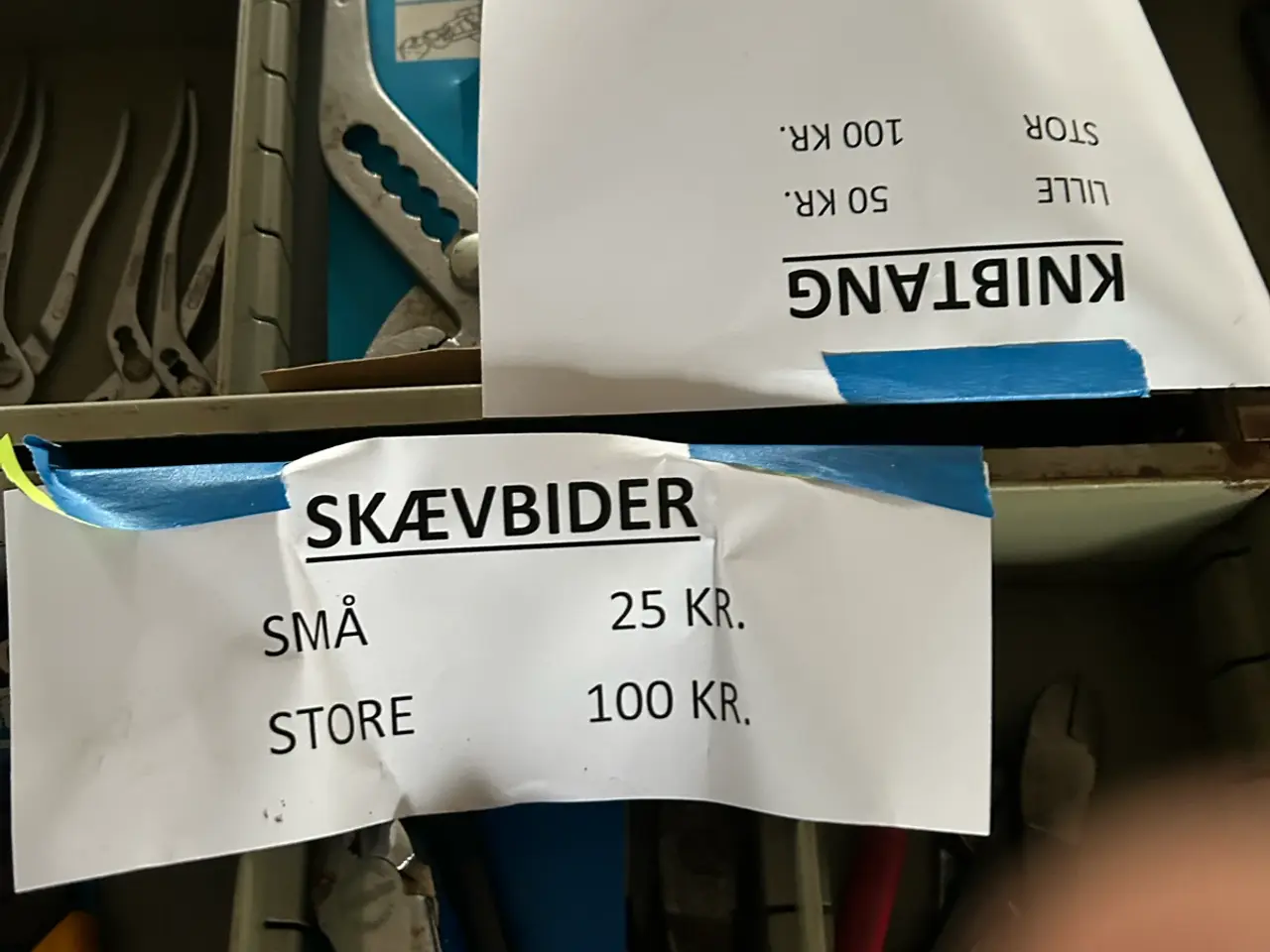 Billede 1 - Forskellige tænger 