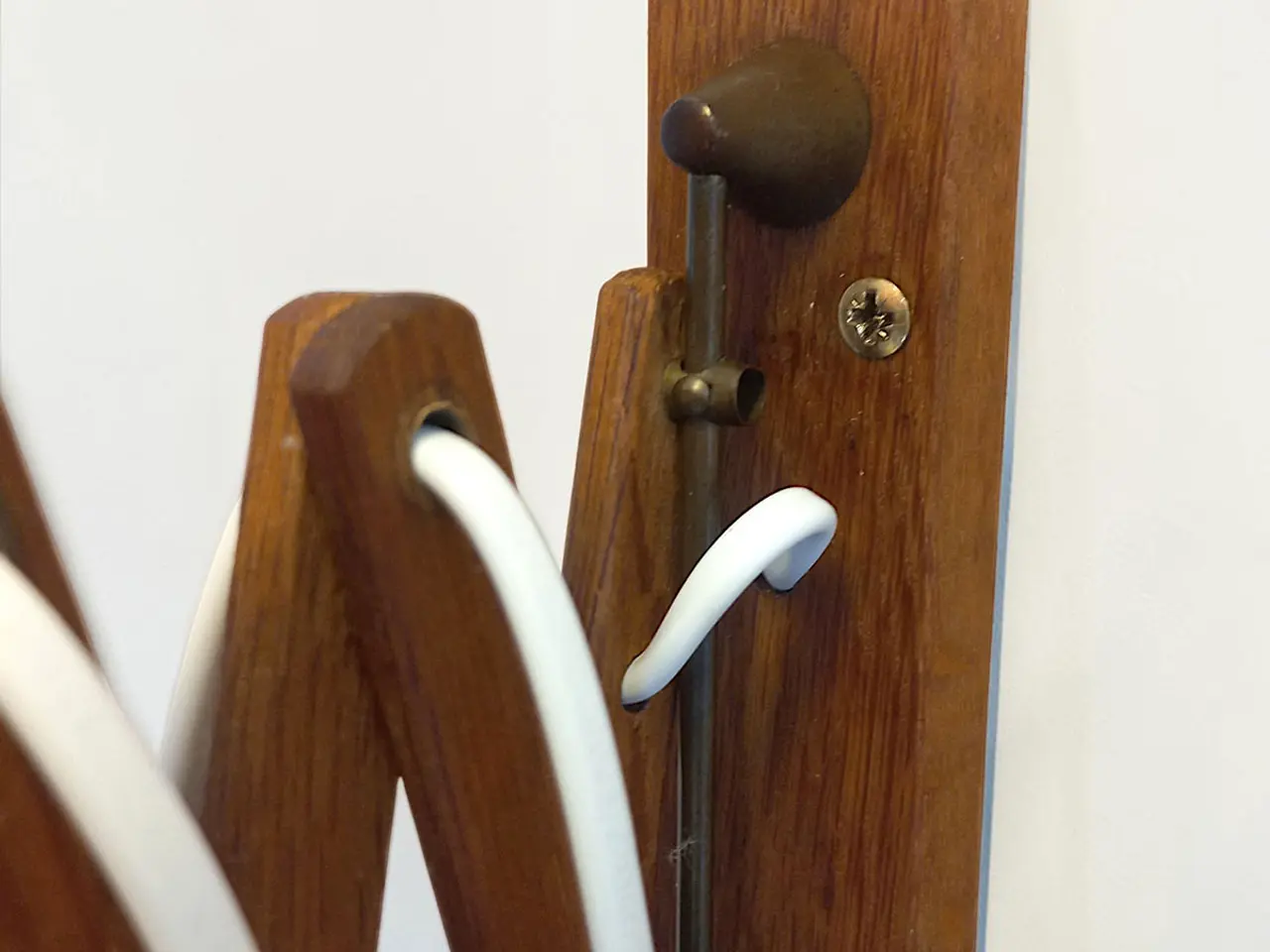 Billede 10 - LYFA sakselampe teak messing ca 1960