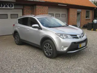 Toyota RAV4 2,2 D-4D D-CAT T3 4x4 150HK Van Aut.