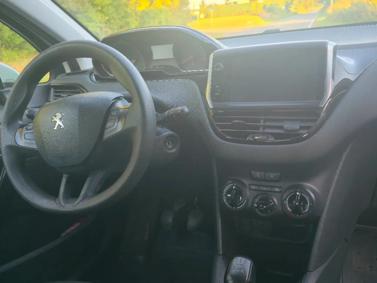 Billede 9 - Peugeot 208, årg 2015. Nysynet