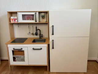 Hjemmelavede lege-køleskab