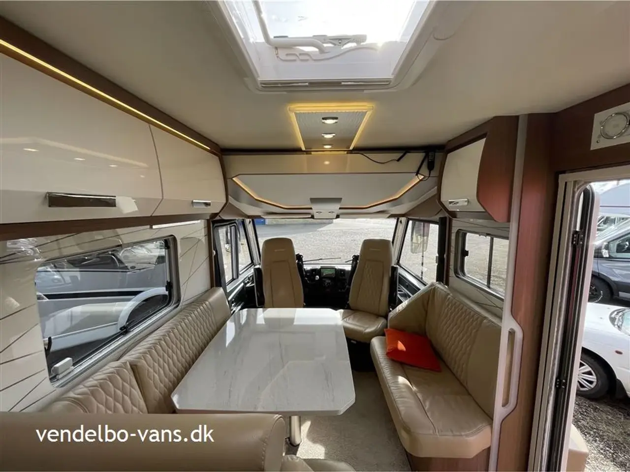 Billede 14 - 2016 - Bürstner Elegance I 910 G   Elegance - Danmarks mest velholdte autocamper