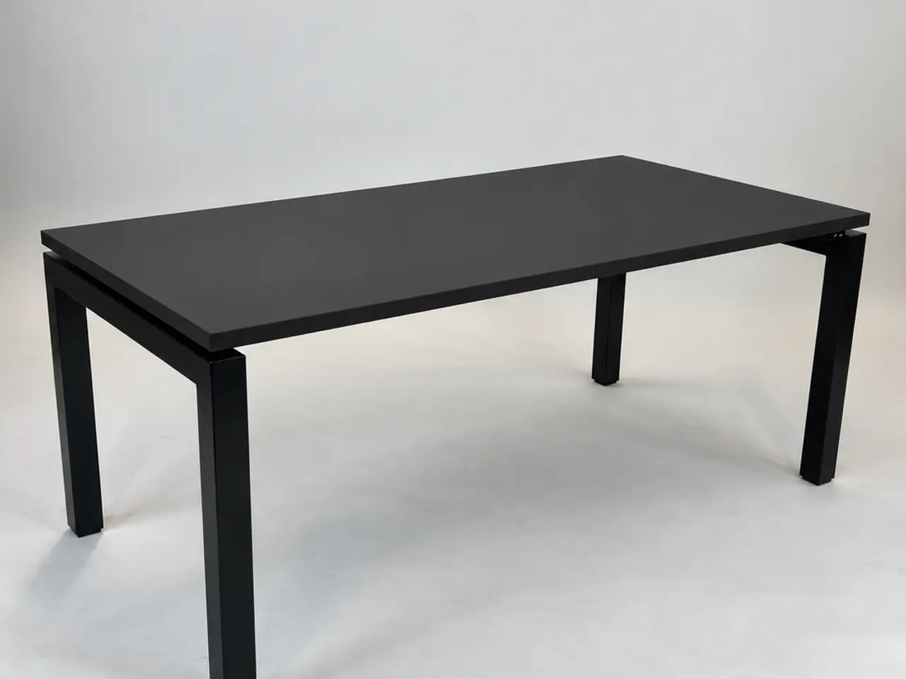 Billede 1 - Paustian PO40 Hæve/sænkebord - Sort 200x100