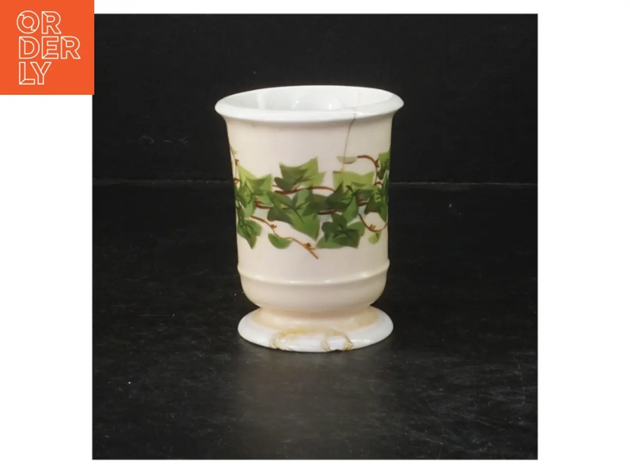 Billede 2 - vase fra B&G (str. Ø. 8 cm. længde, 10 cm)
