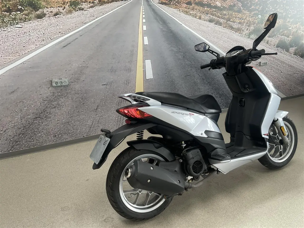 Billede 3 - Aprilia Sportcity 125