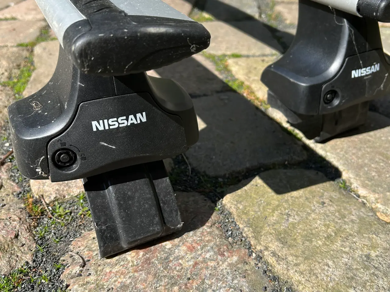 Billede 1 - Originale Thule tagbøjler til Nissan leaf 2018