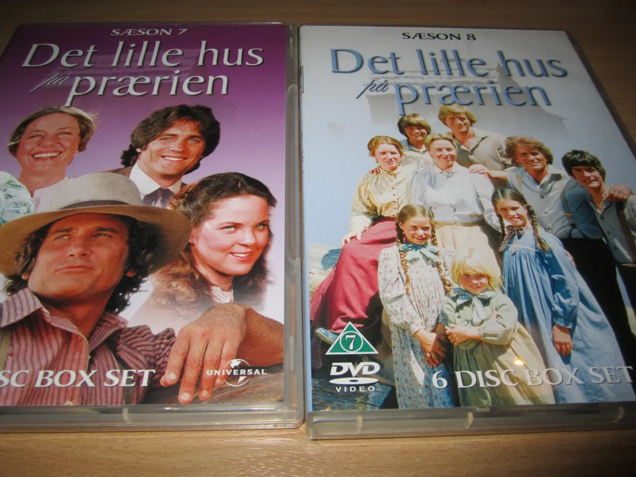 Billede 3 - DET LILLE HUS PÅ PRÆRIEN. 4 x Bokse.