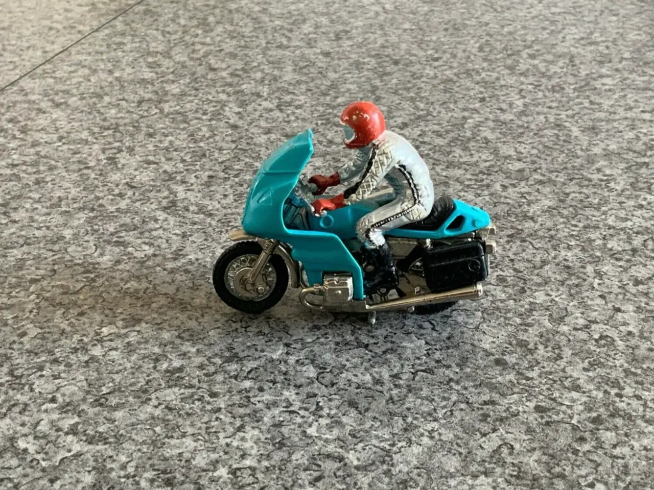 Billede 4 - Britains No. 9696 BMW R100  Civilian 