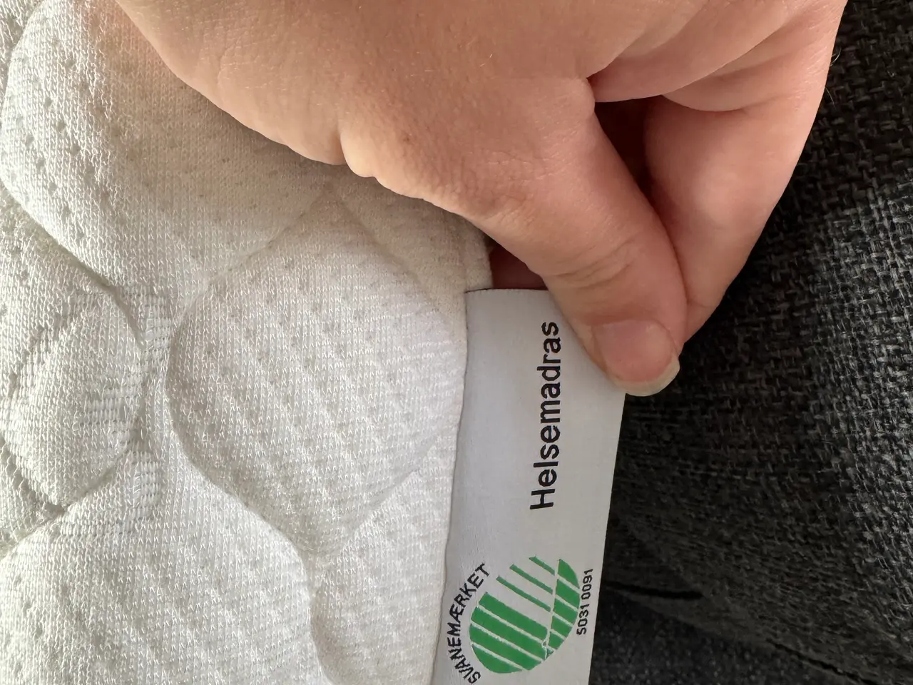 Billede 6 - Bekids Karl tremmeseng med vippefødder og madras