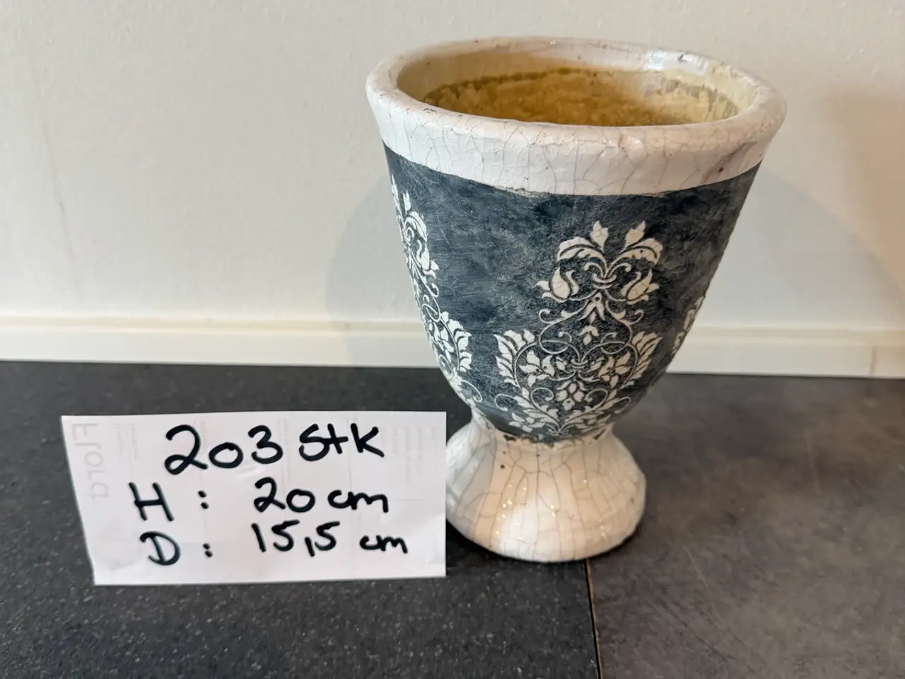 Billede 2 - Div potter osv fra lukket blomster butik 