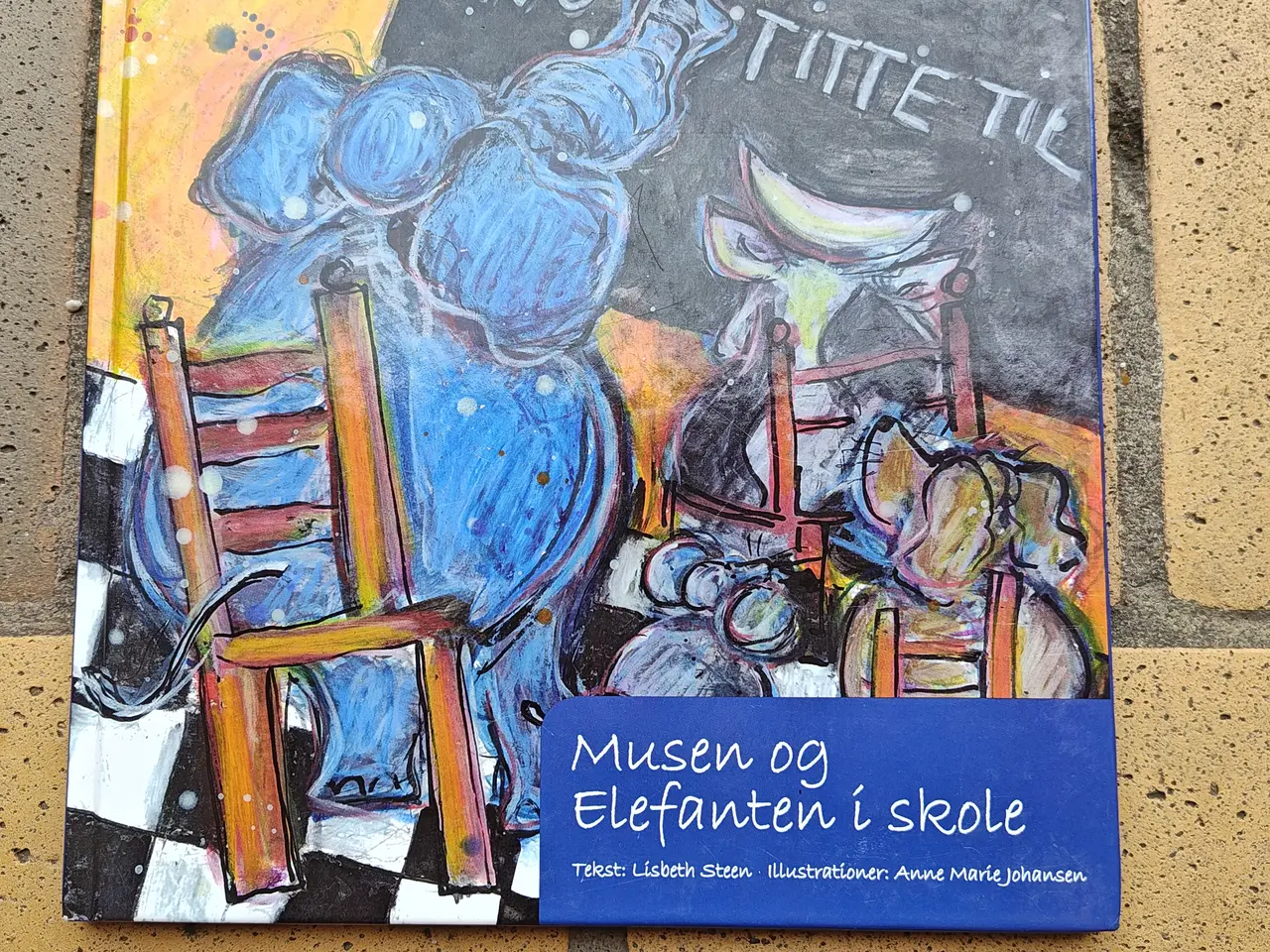 Billede 1 - Musen og elefanten i skole BOG