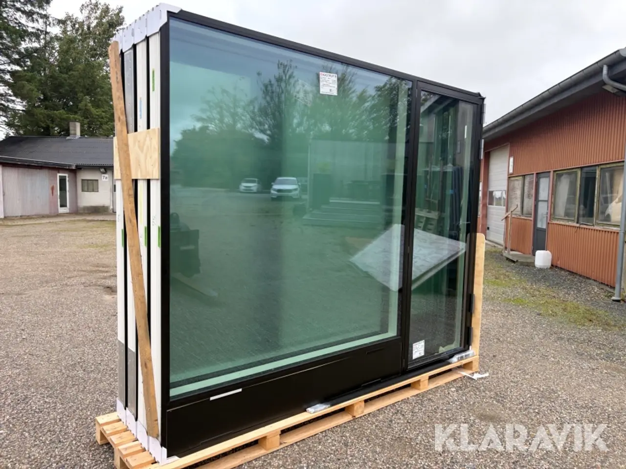 Billede 2 - Træ/alu vinduer Kastrup RAL 9017 Trafiksort 4 styk
