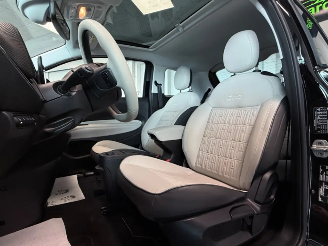 Billede 10 - Fiat 500e 42 la Prima Sky