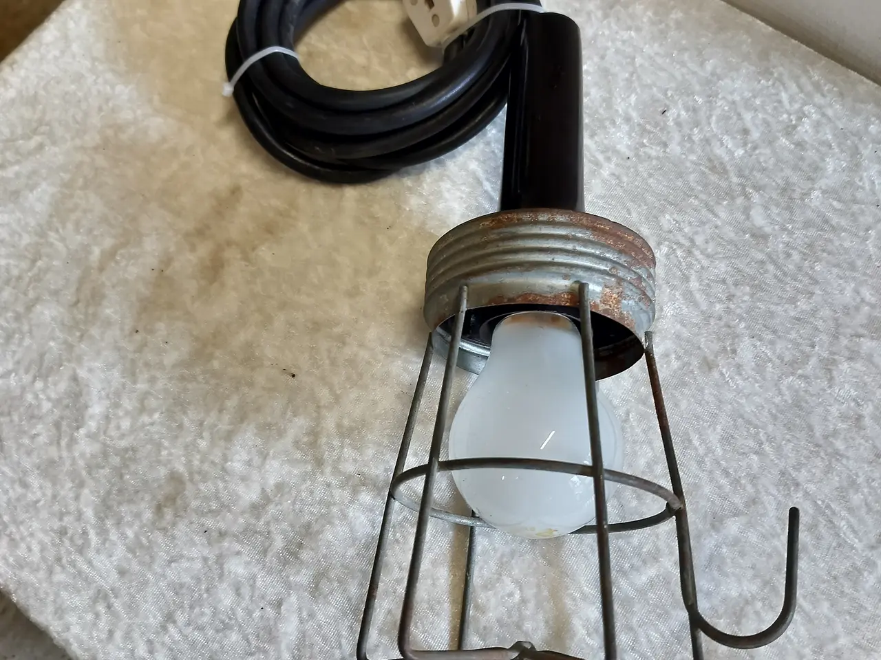 Billede 1 - Håndlampe gammel