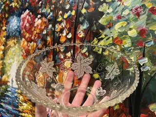Flot glasskål på fødder