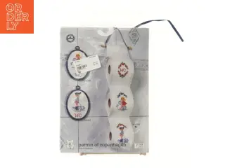 Brokade cross-stitch toilet design (str. 11x69 cm)