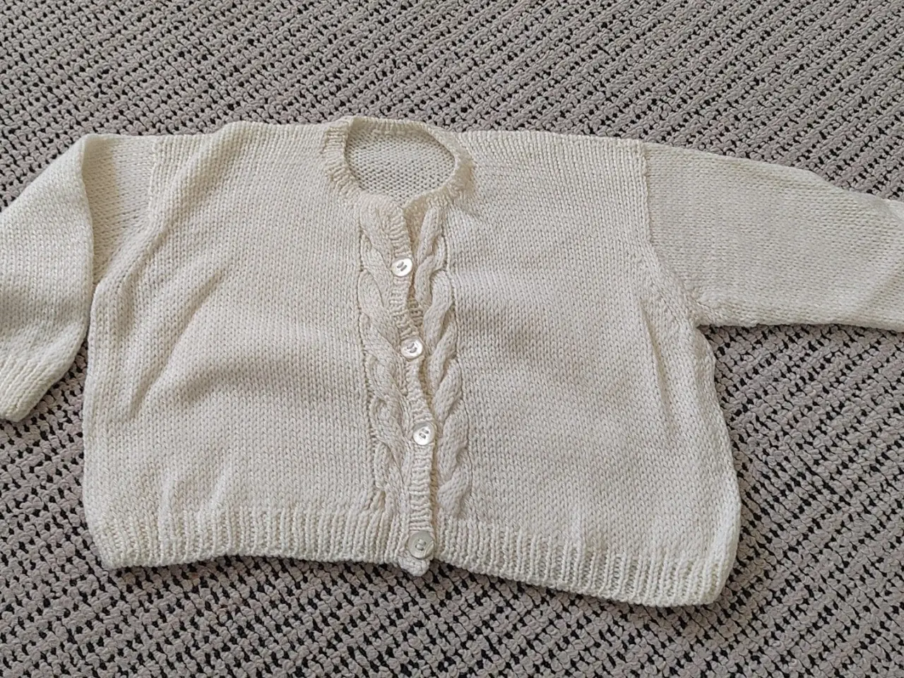 Billede 2 - Baby trøje / sokker