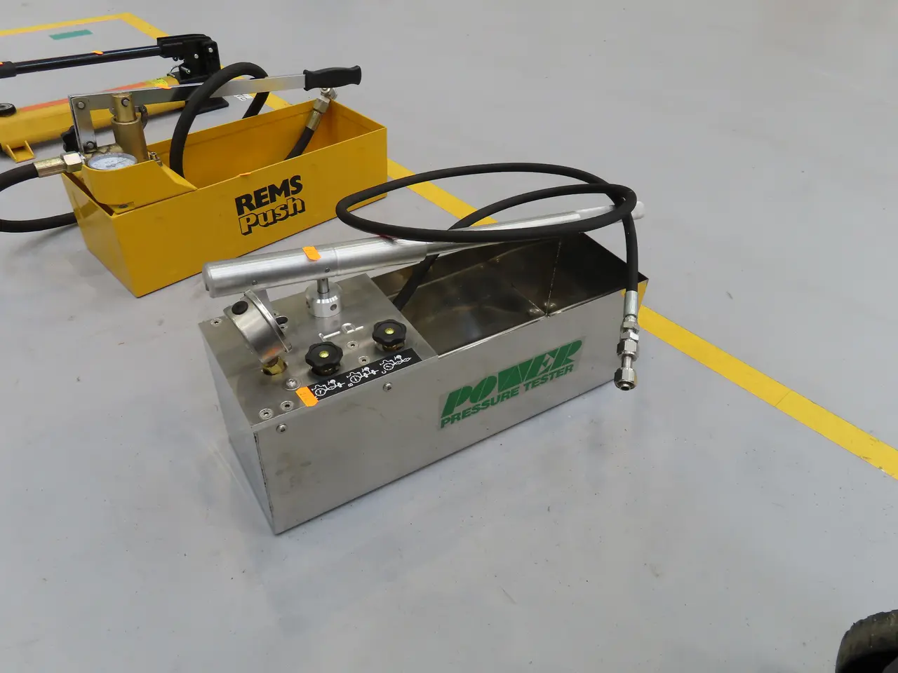 Billede 1 - Trykprøvepumpe POWER Pressure Tester