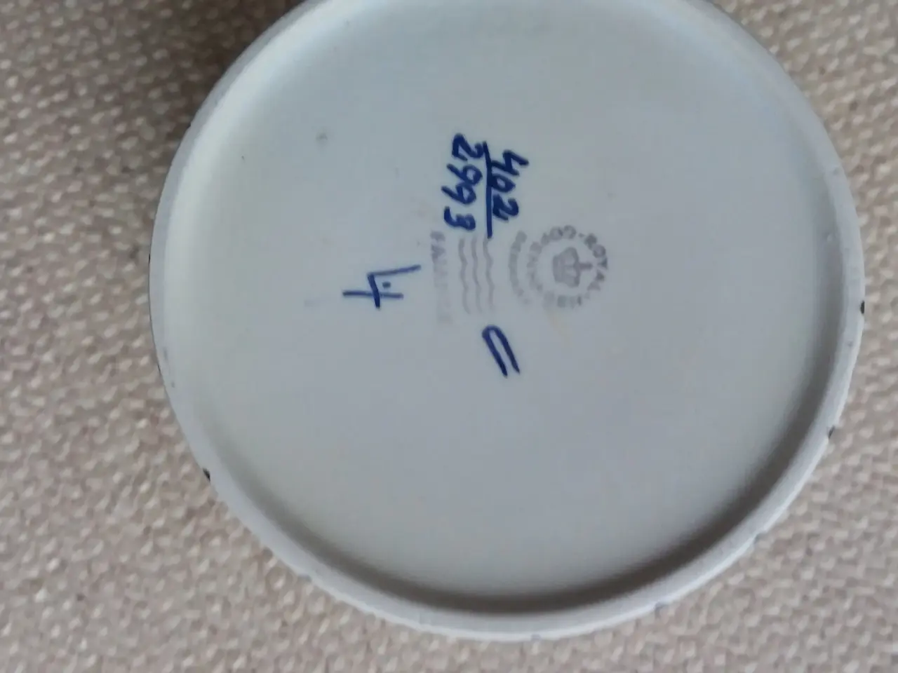 Billede 4 - Royal Copenhagen krukke med låg. 402 2993