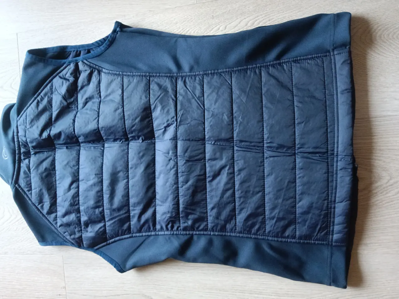 Billede 4 - Jakke og veste str small/medium/ large