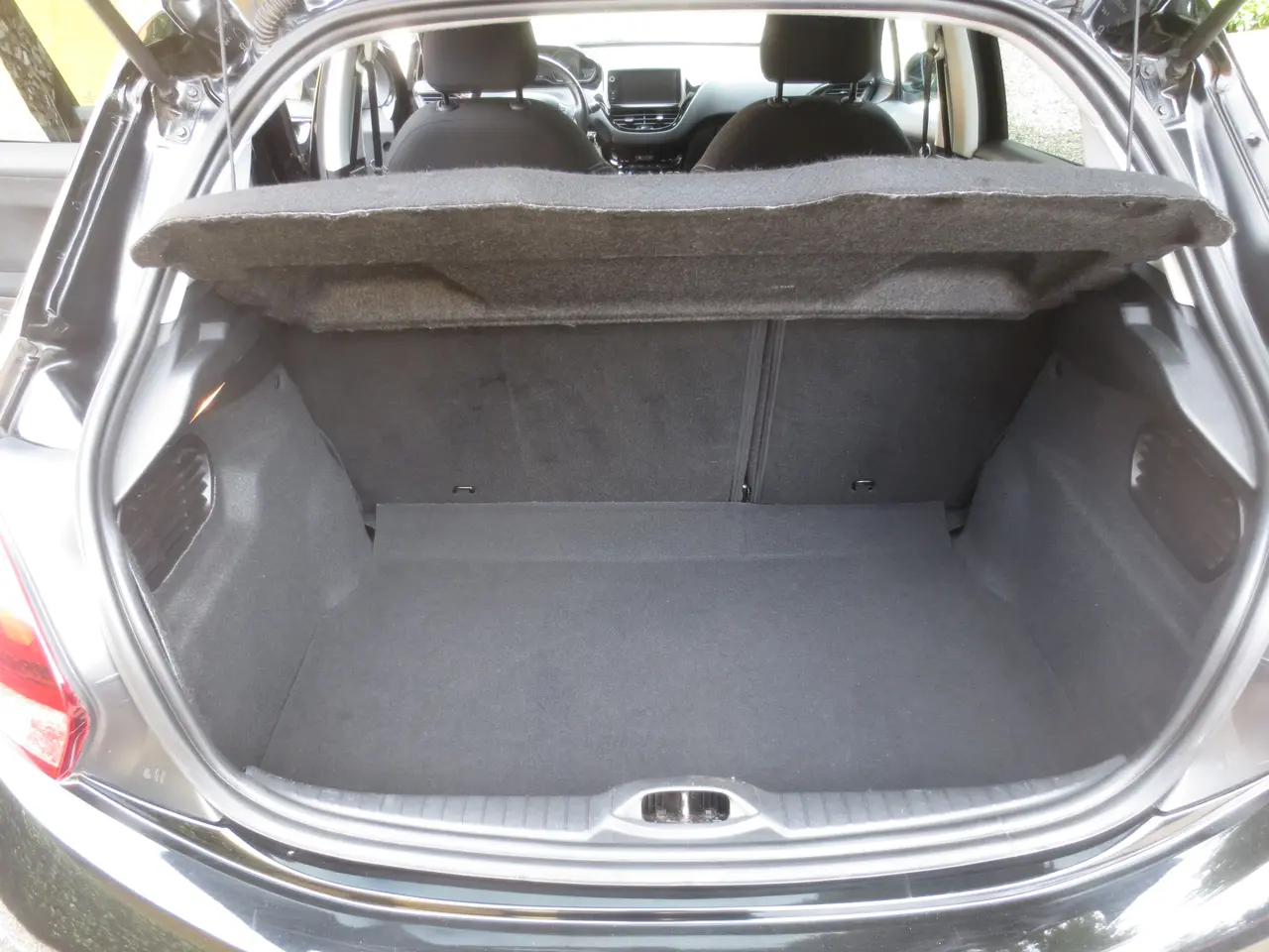 Billede 12 - Peugeot 208 1.6 HDi År 17. Nysynet. 