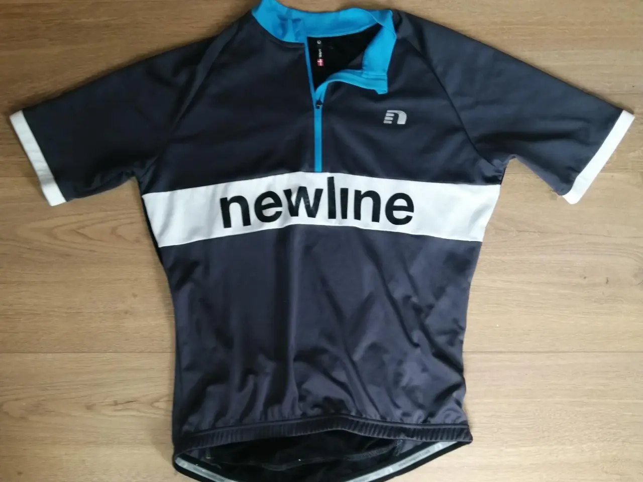 Billede 1 - NEWLINE CYKELTRØJE, STR. L, I FLOT STAND