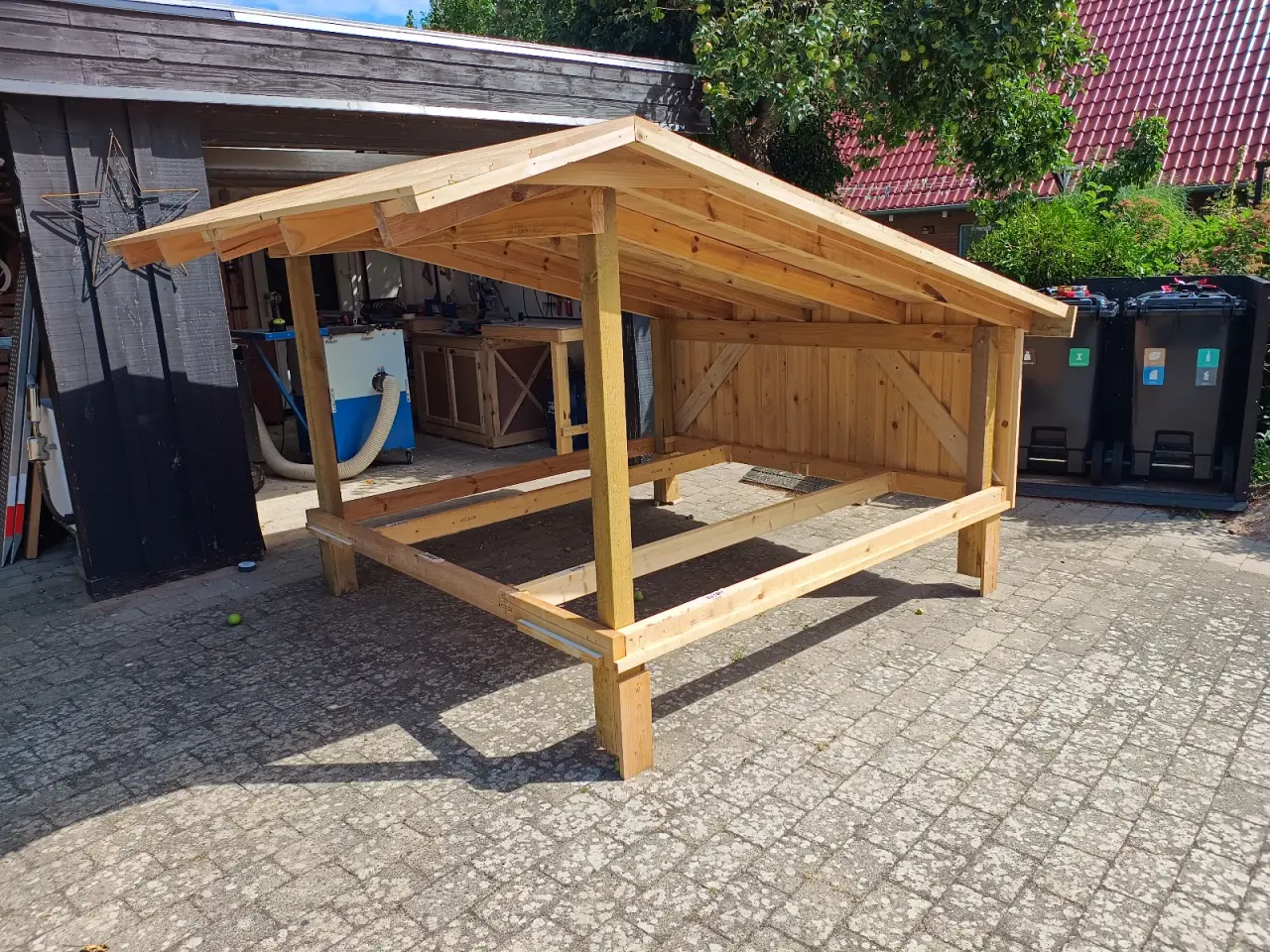 Billede 4 - Shelter bygget i sektioner