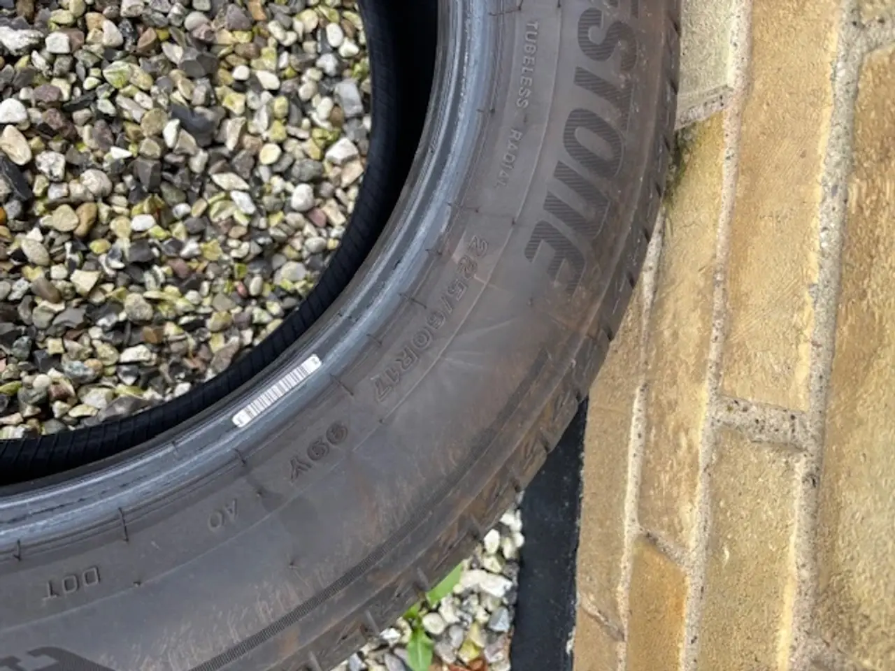 Billede 4 - 4 stk BRIDGESTONE  225/60/R17 Sommerdæk