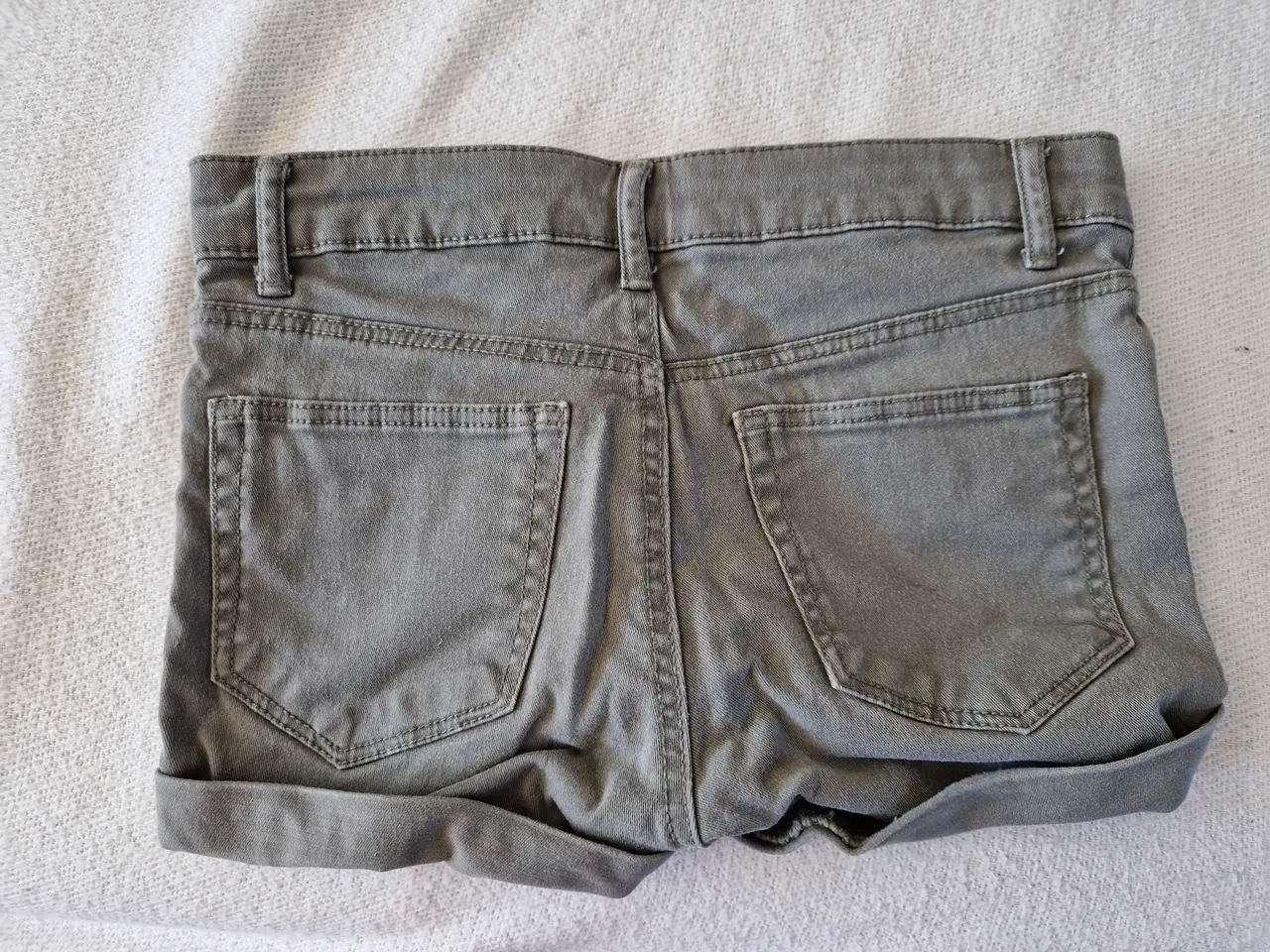Billede 2 - Shorts str 134