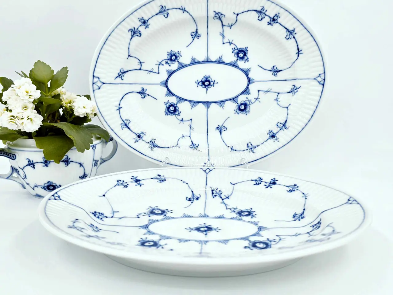 Billede 1 - Musselmalet Oval Fad 1 sortering Porcelæn