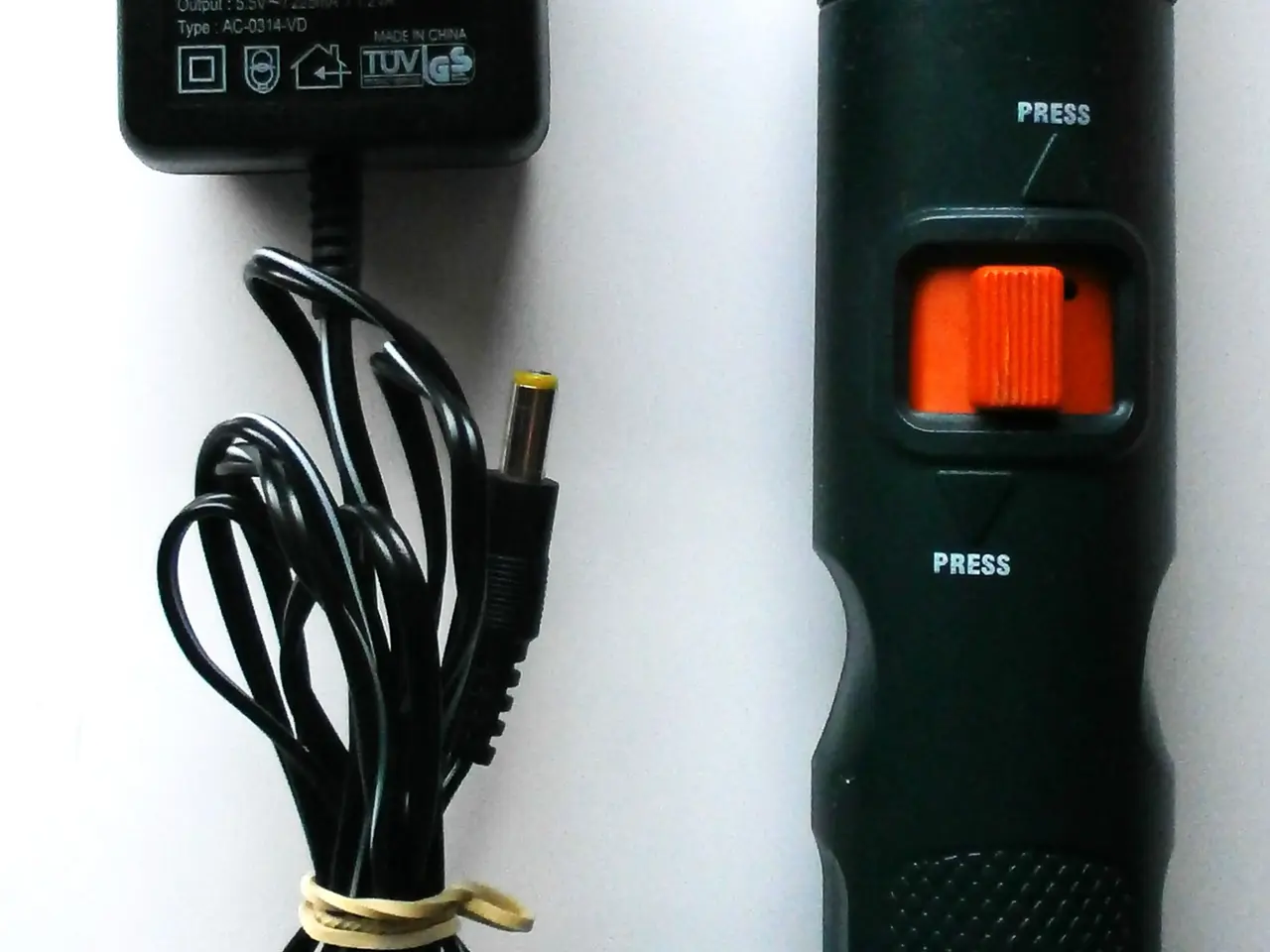 Billede 1 - Black & Decker skruemaskine med lader