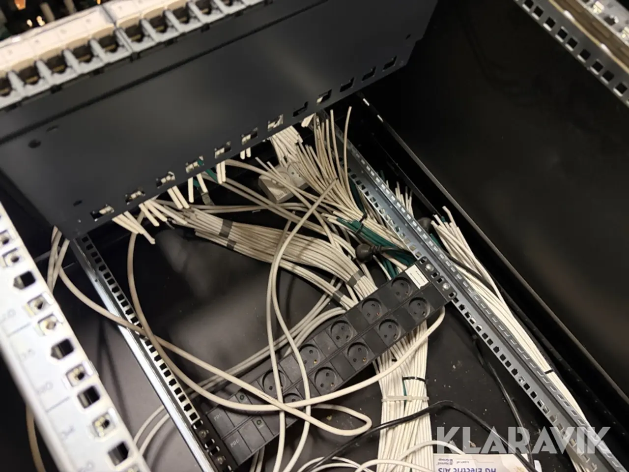 Billede 9 - Server/netværks skab