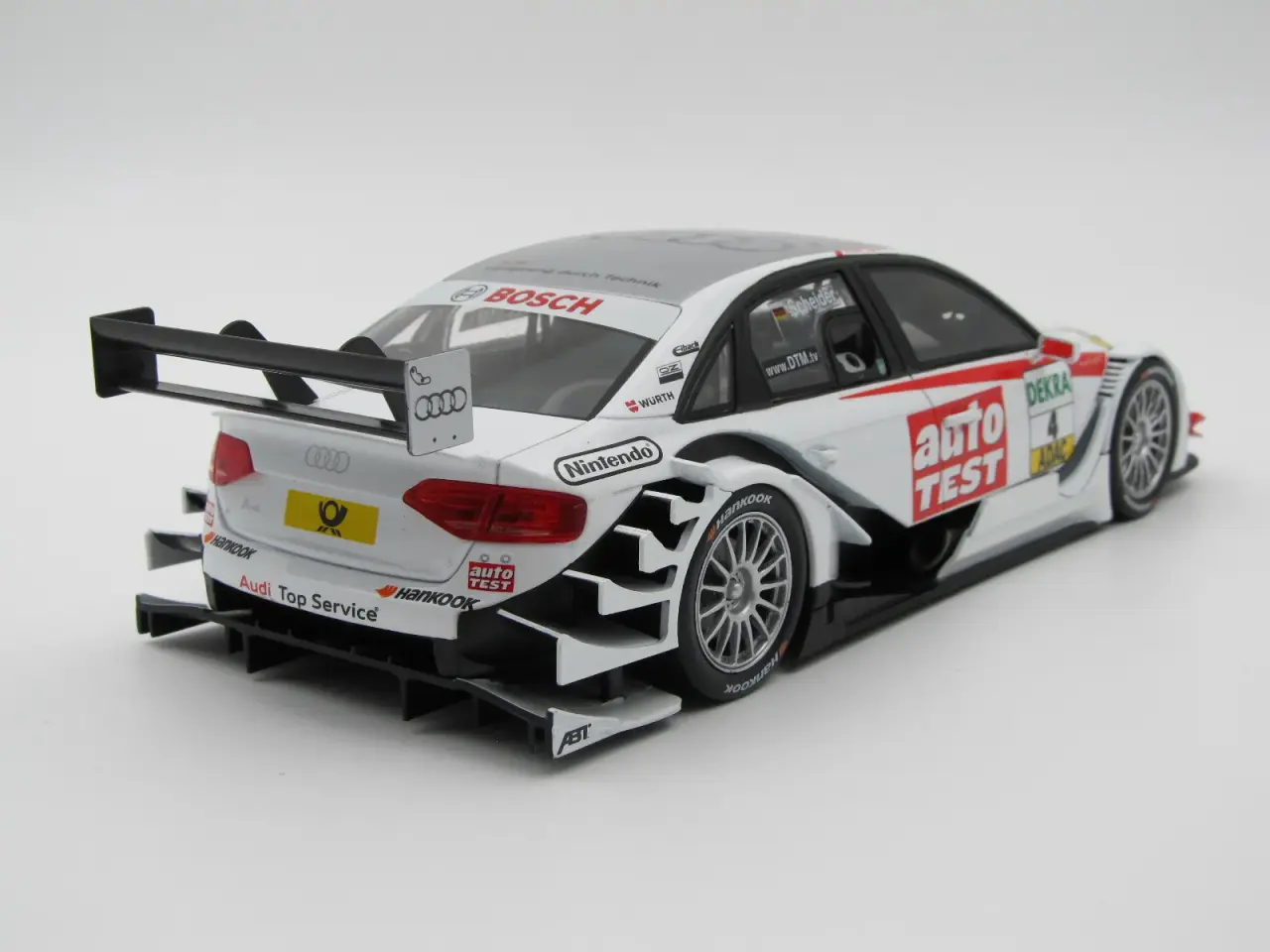 Billede 4 - 2011 Audi A4 DTM #4 Timo Scheider - 1:18