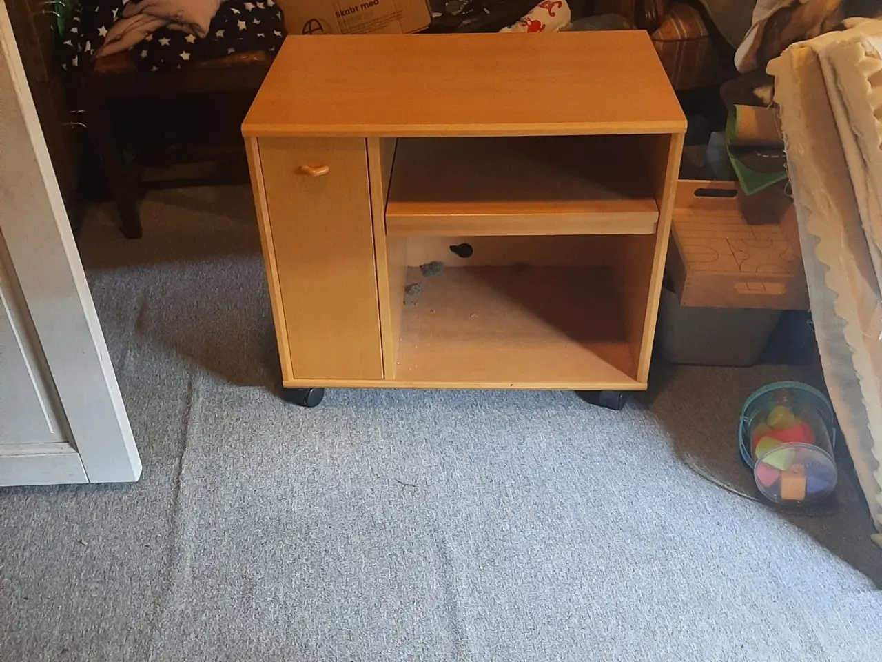 Billede 1 - Tvbord i bøg
