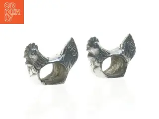 Sølvfarvede Hønse servietringe med høne figurer (str. 7 x 4 x 3 cm)
