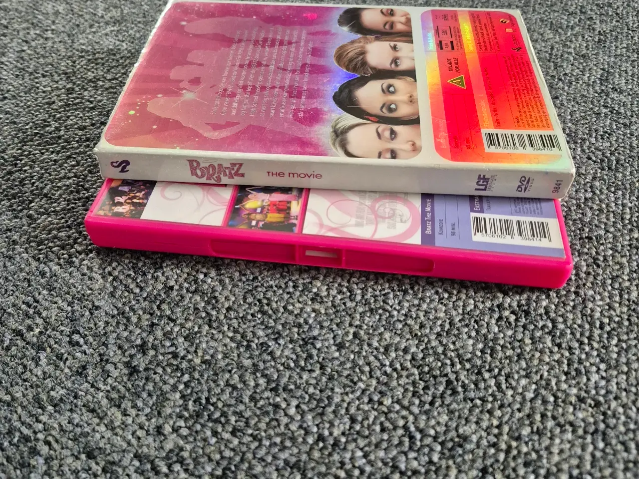 Billede 3 - Bratz film med nye postkort
