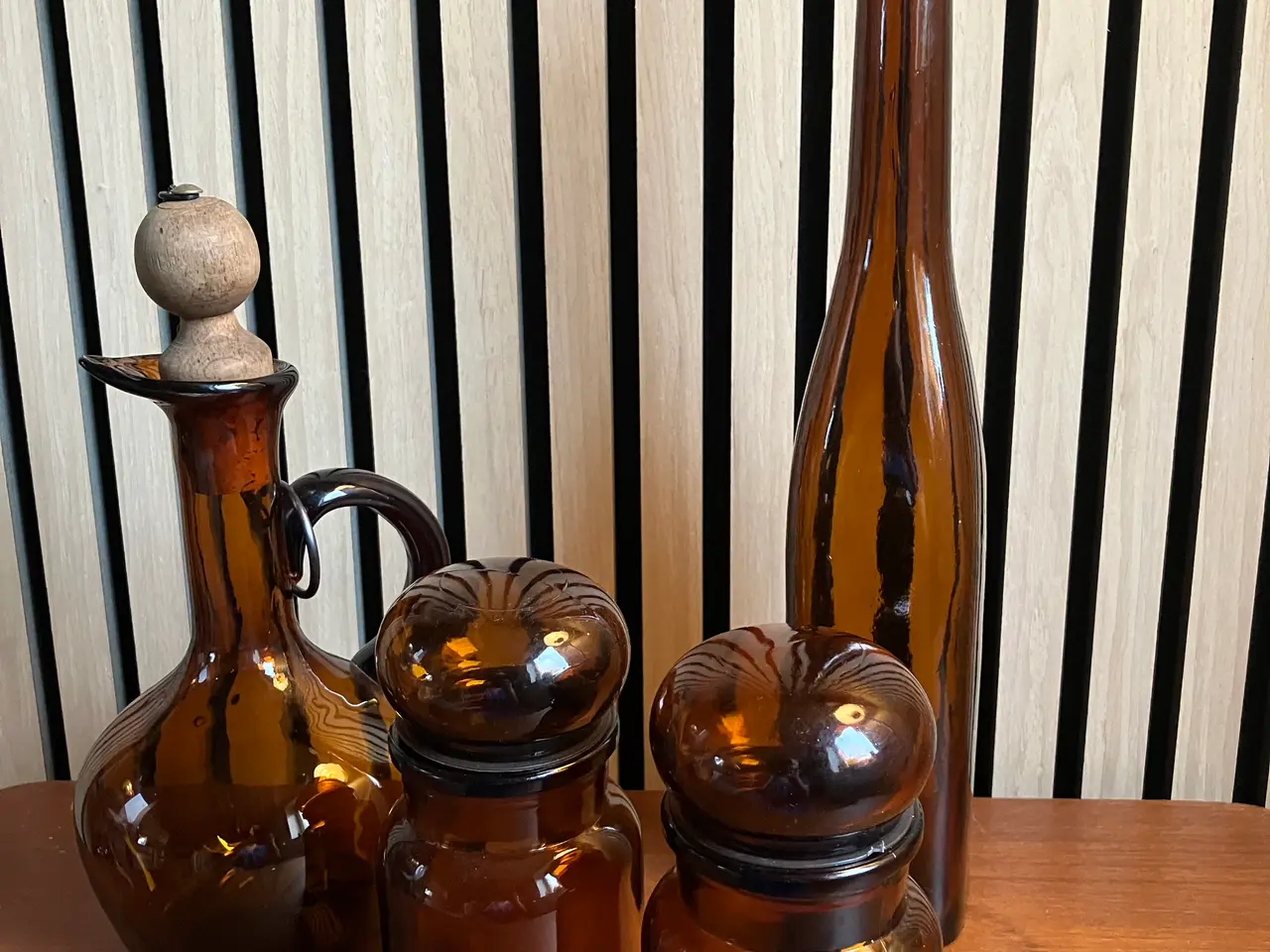 Billede 1 - Flot sæt mørkebrunt retro glas