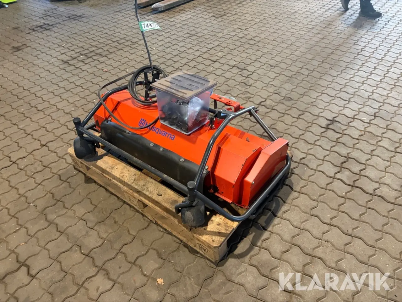 Billede 1 - Vertikalskærer og slagleklipper Husqvarna T-60360