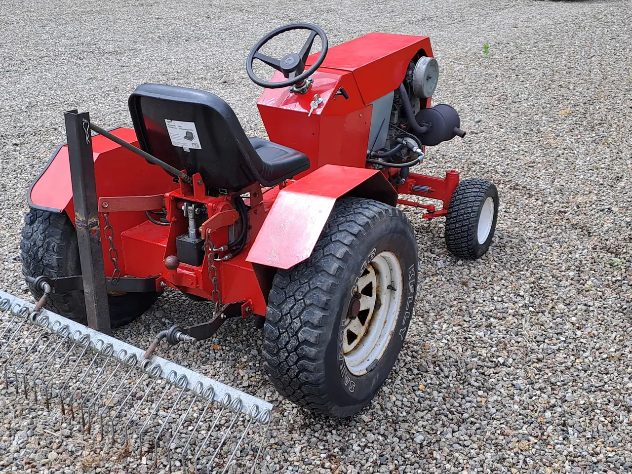 Billede 4 - Mini traktor 14hk hydrostat med lift og rive