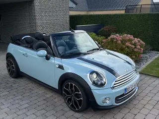 Mini Cooper 1,6 cabriolet 122 hk
