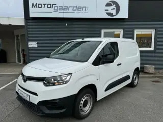 Toyota ProAce City 1,5 D 75 Medium Base