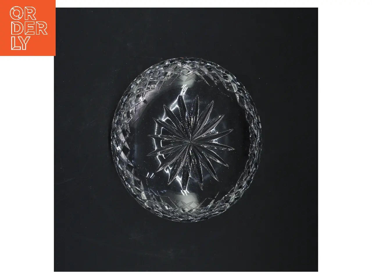 Billede 4 - Glasskål med diamantmønster (str. 16 cm)