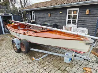 Oddersborg piratjolle DEN 1119