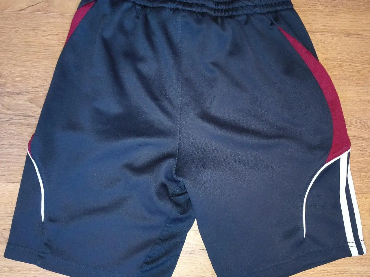 Billede 2 - DANMARK/DBU SHORTS, STR 13-14 ÅR, I FLOT STAND