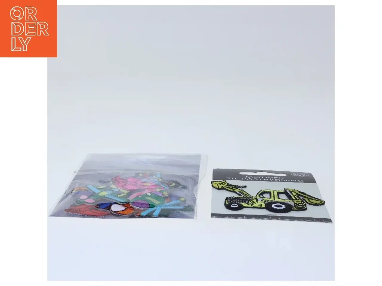 Billede 3 - Strygemærker i designs med biler, fly mv. (str. ca 2-5 cm)